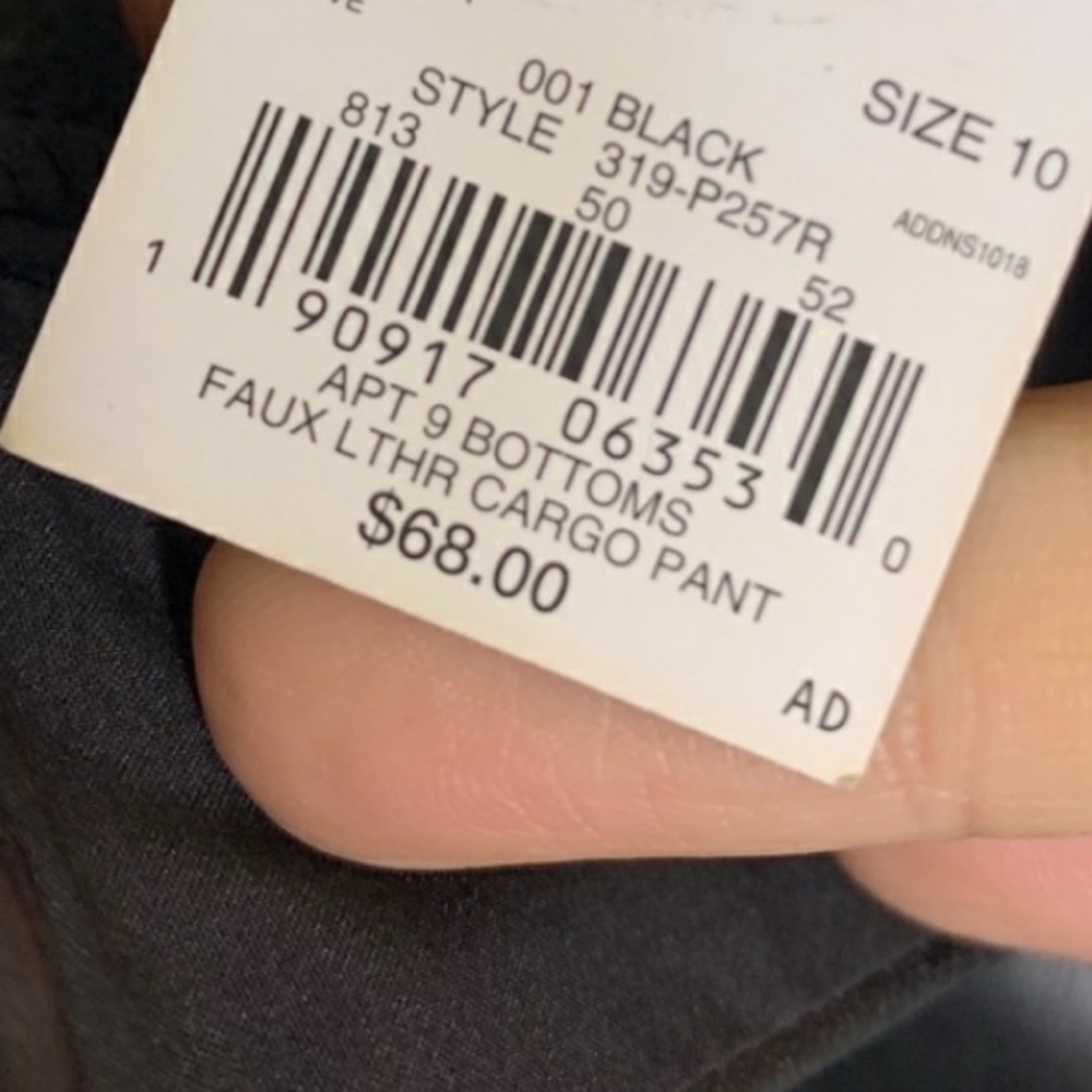 Apt. 9 NWT Faux Leather Cropped Cargo Pants Black Size 6 - Picture 7 of 7